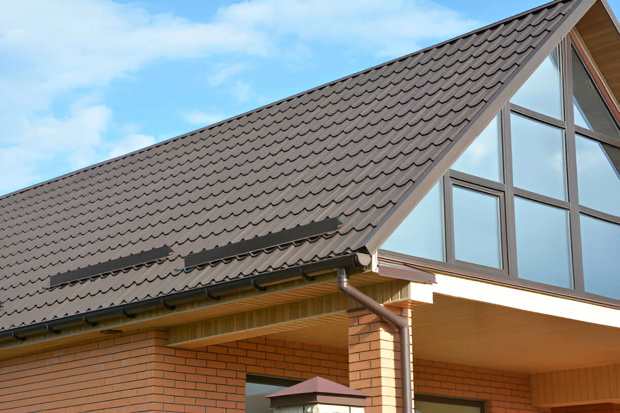 Best Gutter Guards in Ontario 2025: Complete Buyer's Guide