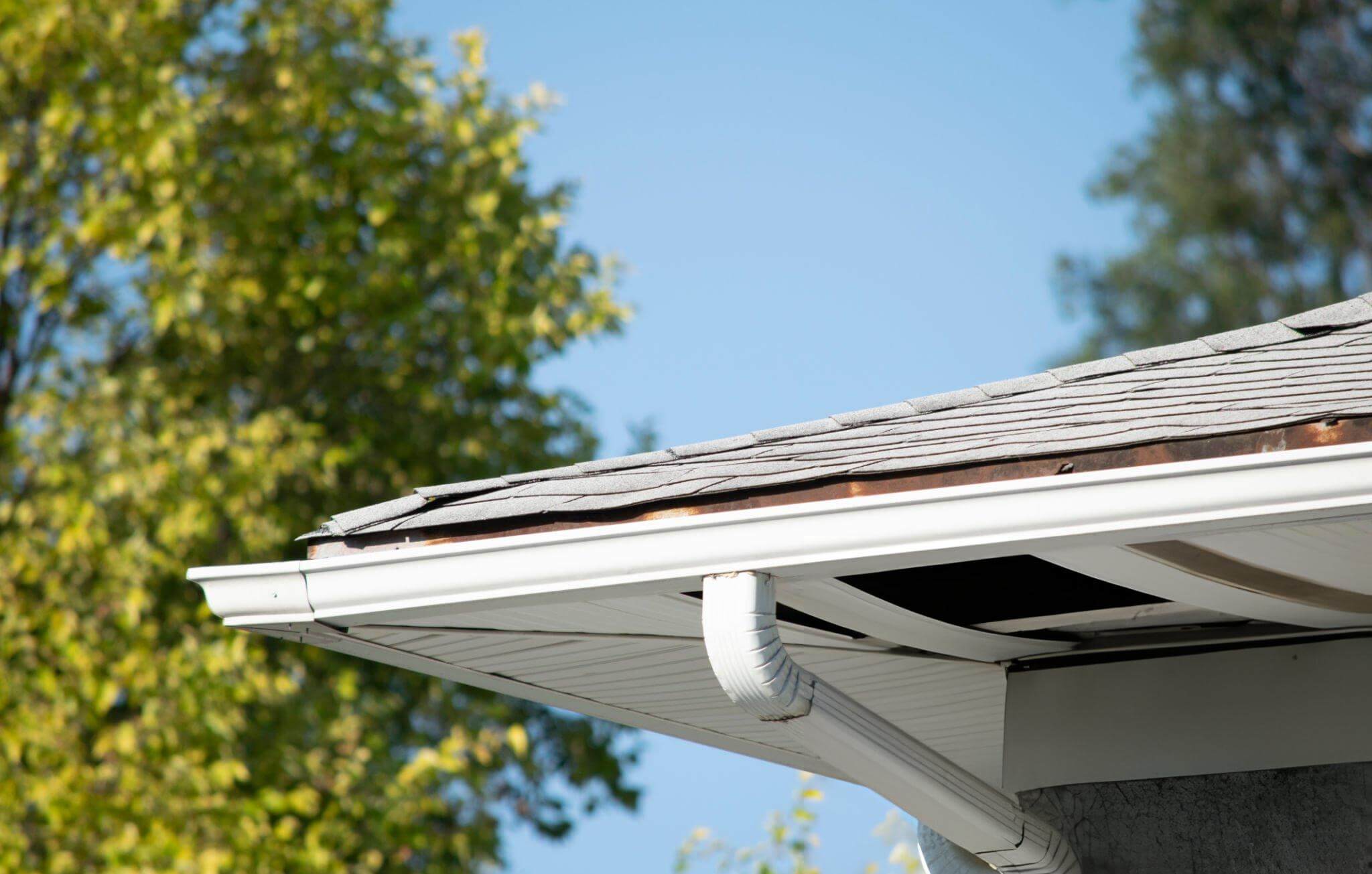 Why Your Home Needs Gutter Protection Before Winter